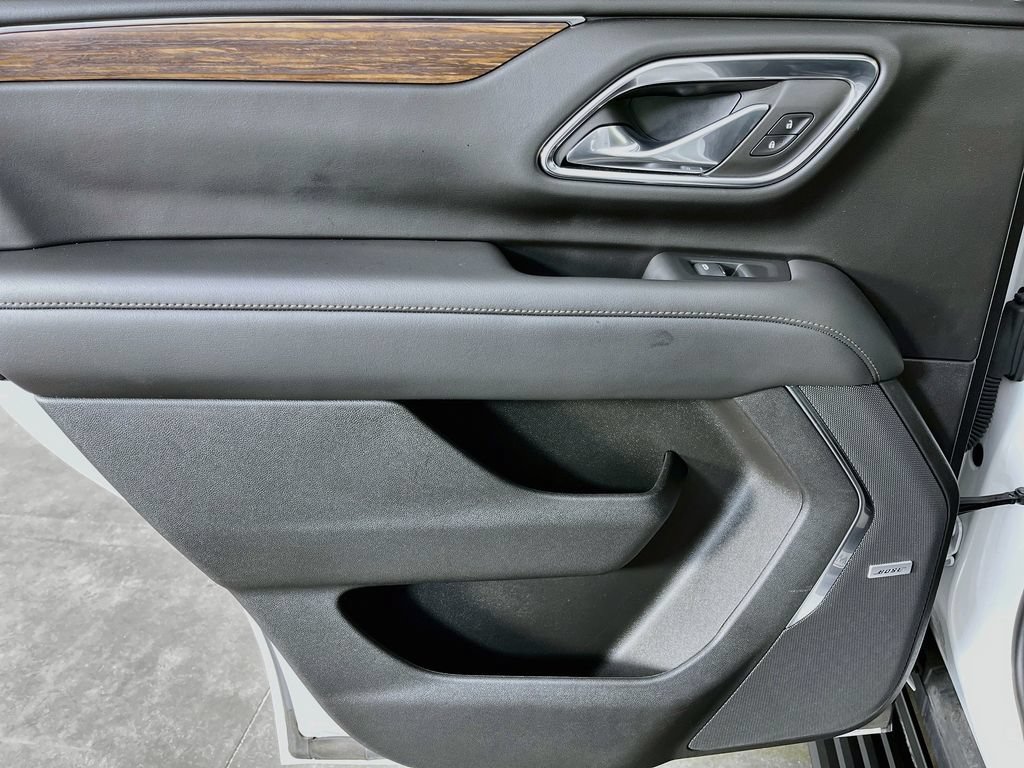 Used 2023 Chevrolet Tahoe High Country AWD/4WD image 32