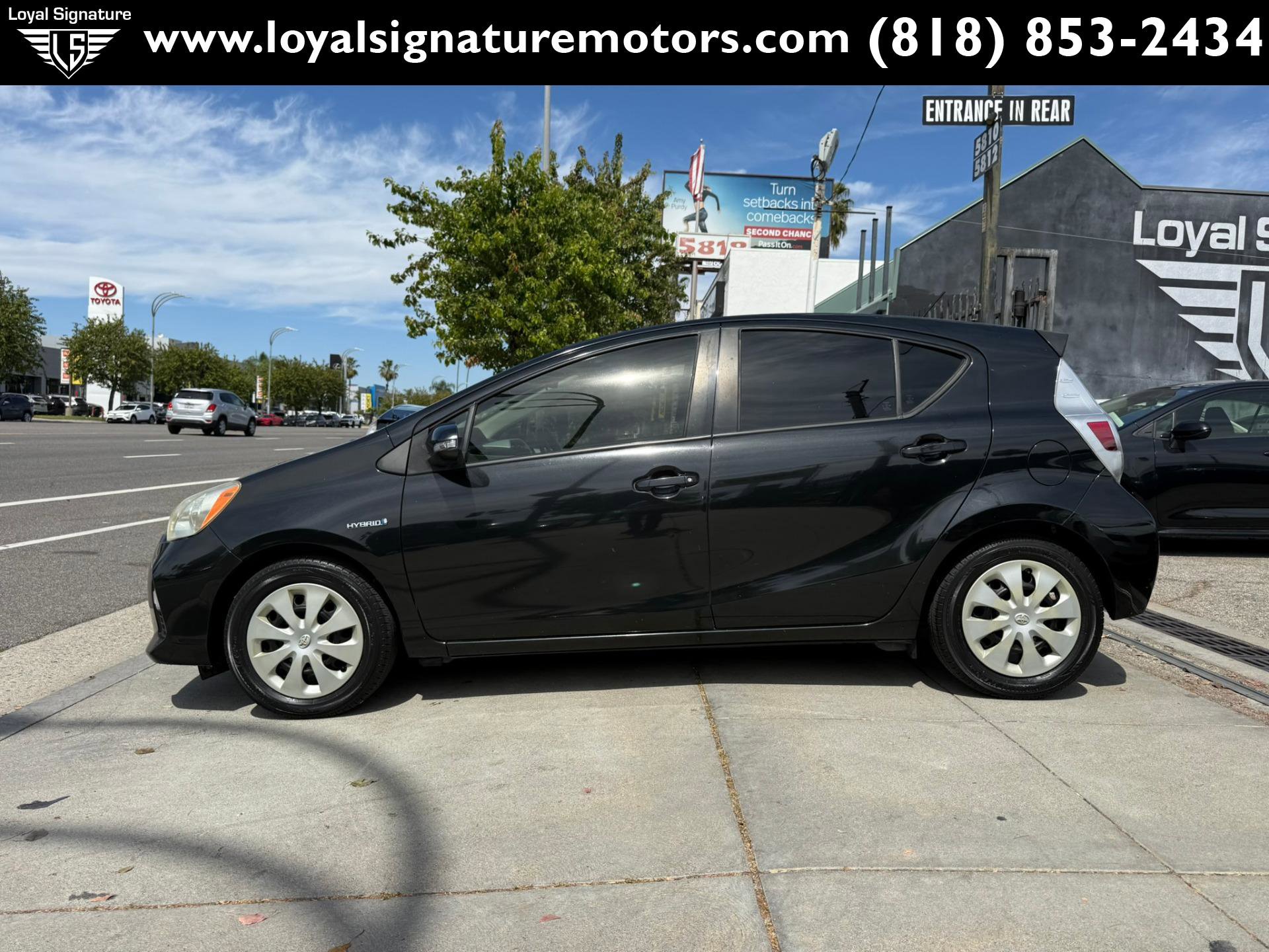 Used 2012 Toyota Prius C Two image 4