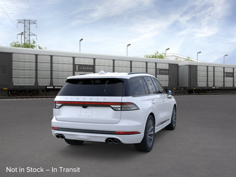 New 2026 Lincoln Aviator AWD image 9