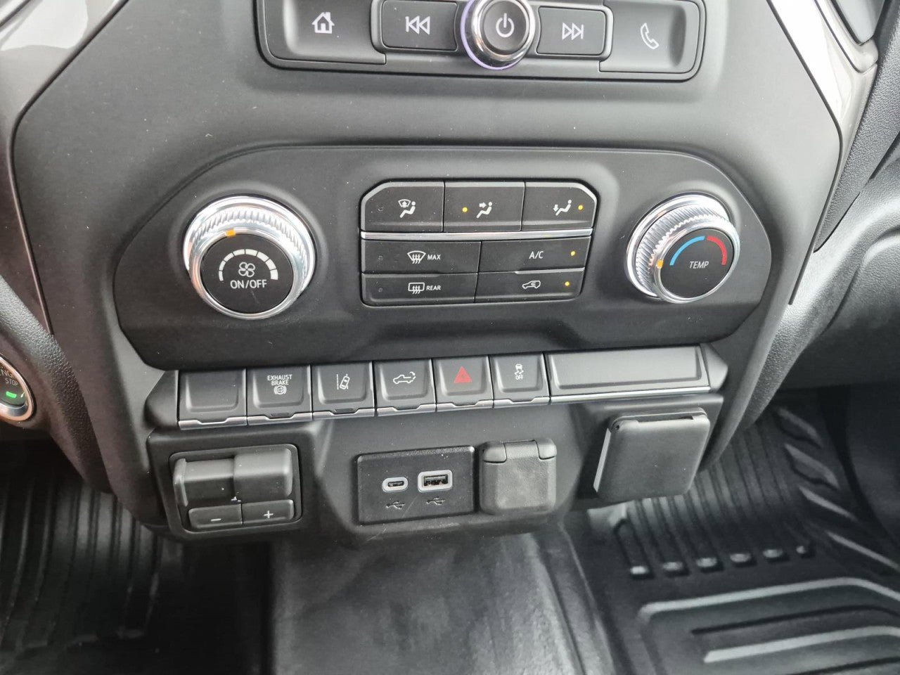 New 2026 GMC Sierra 3500 Pro AWD/4WD image 22