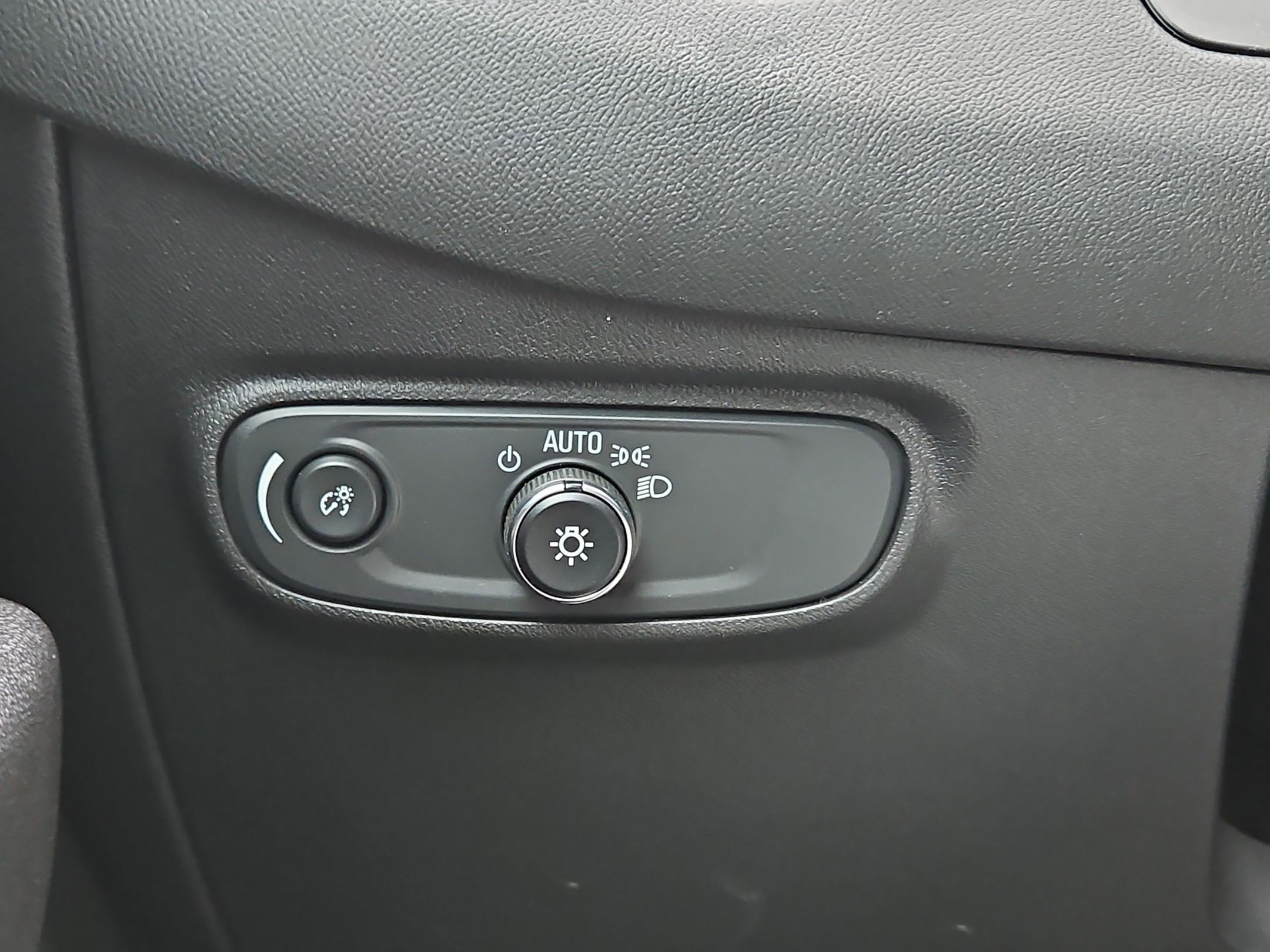 Certified 2024 Chevrolet Equinox LT image 25