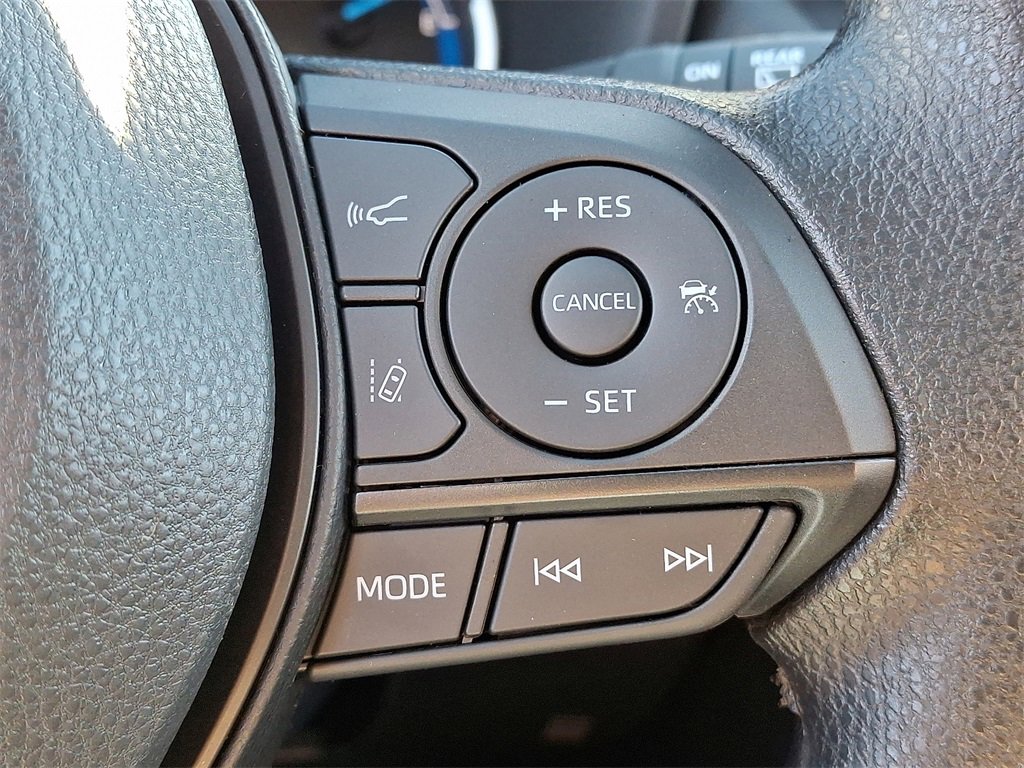 New 2025 Toyota RAV4 XLE image 13