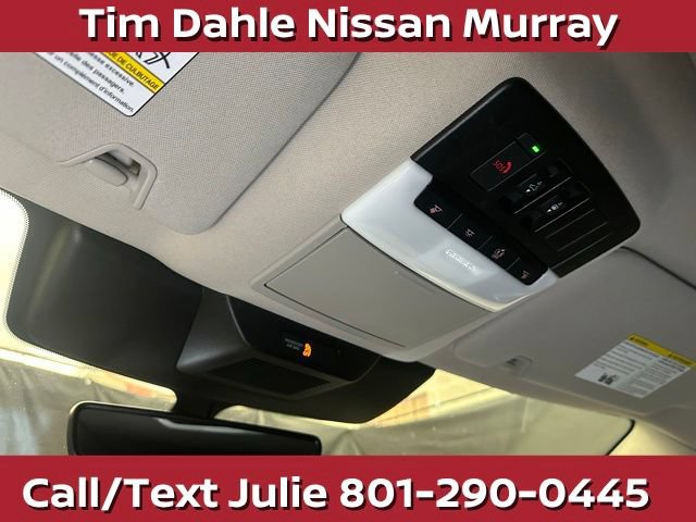Used 2024 Nissan Pathfinder SV AWD/4WD image 32