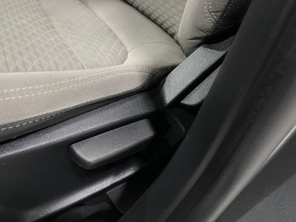 Used 2022 Ford Escape SE w/ Cold Weather Package image 15