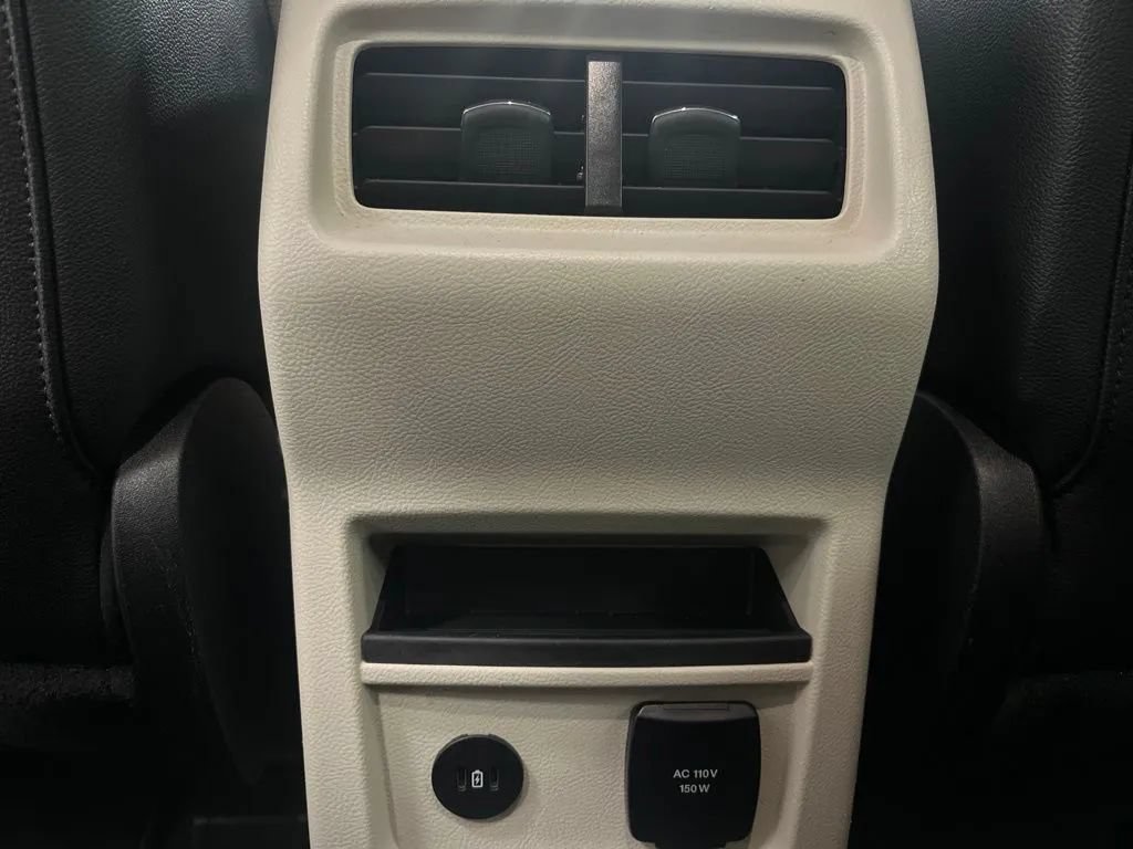 Used 2024 Ford Edge Titanium AWD/4WD image 26