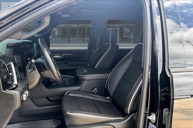 Used 2025 GMC Sierra 2500 AT4X AWD/4WD image 20