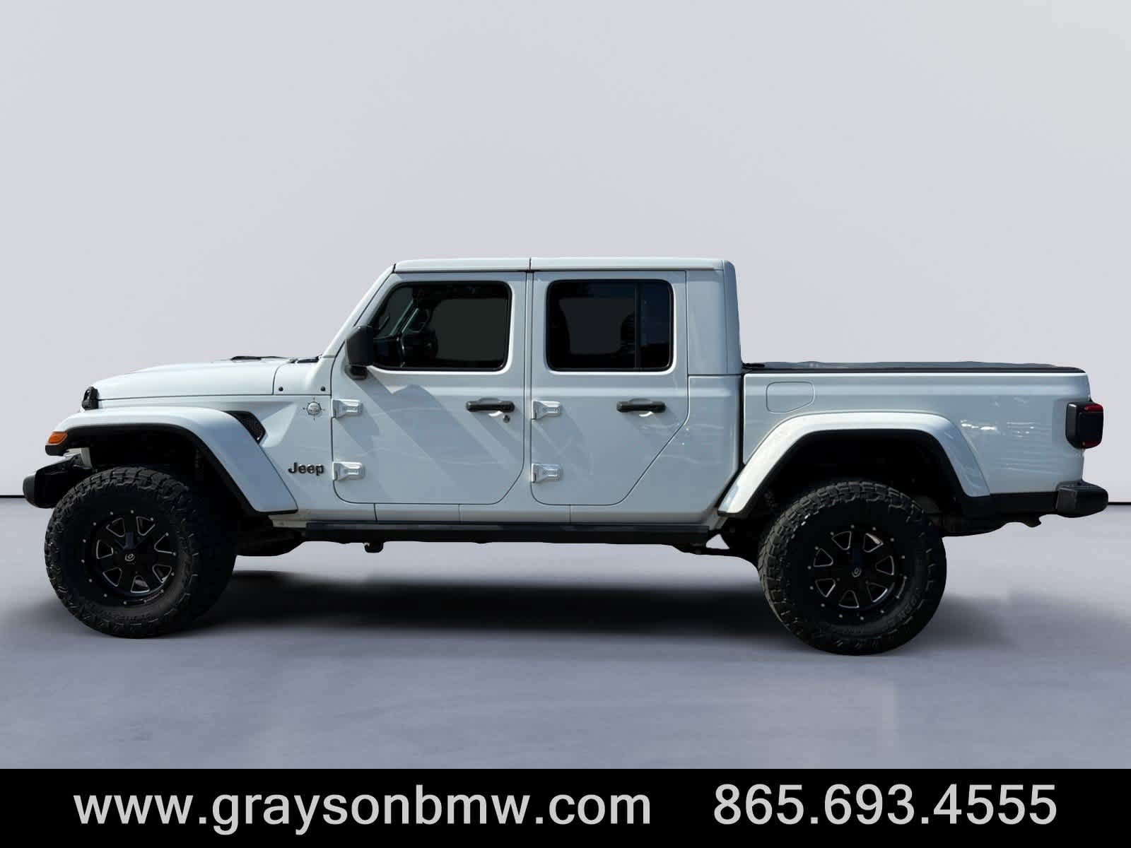 Used 2021 Jeep Gladiator Overland w/ Popular Equipment Package AWD/4WD image 6