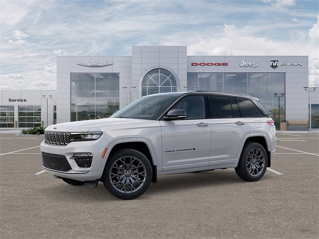 New 2025 Jeep Grand Cherokee Summit image 2