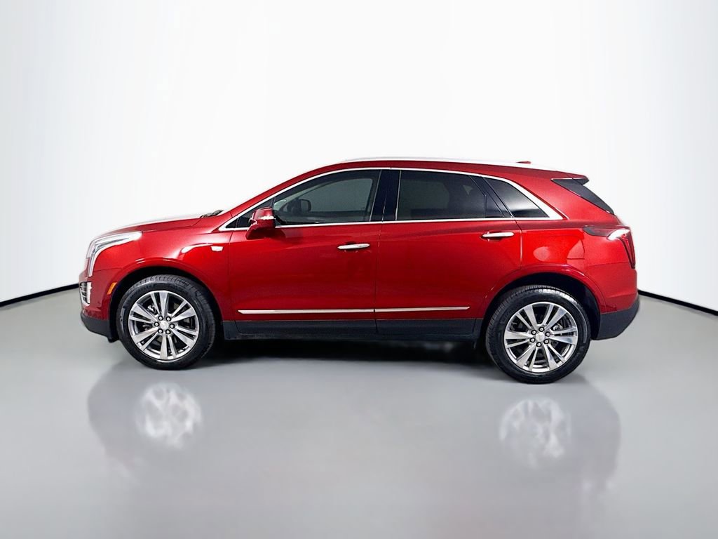Used 2025 Cadillac XT5 Premium Luxury w/ Technology Package image 8