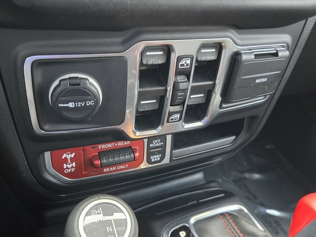 Used 2023 Jeep Wrangler Unlimited Rubicon w/ Steel Bumper Group AWD/4WD image 17