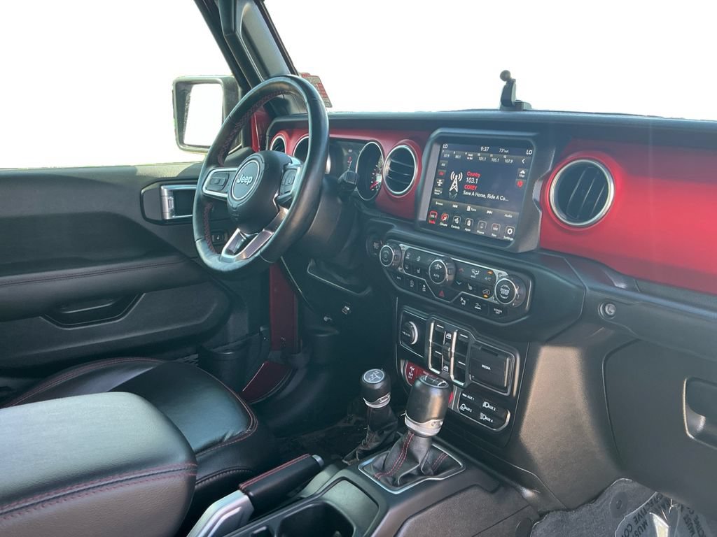 Used 2021 Jeep Gladiator Rubicon AWD/4WD image 17