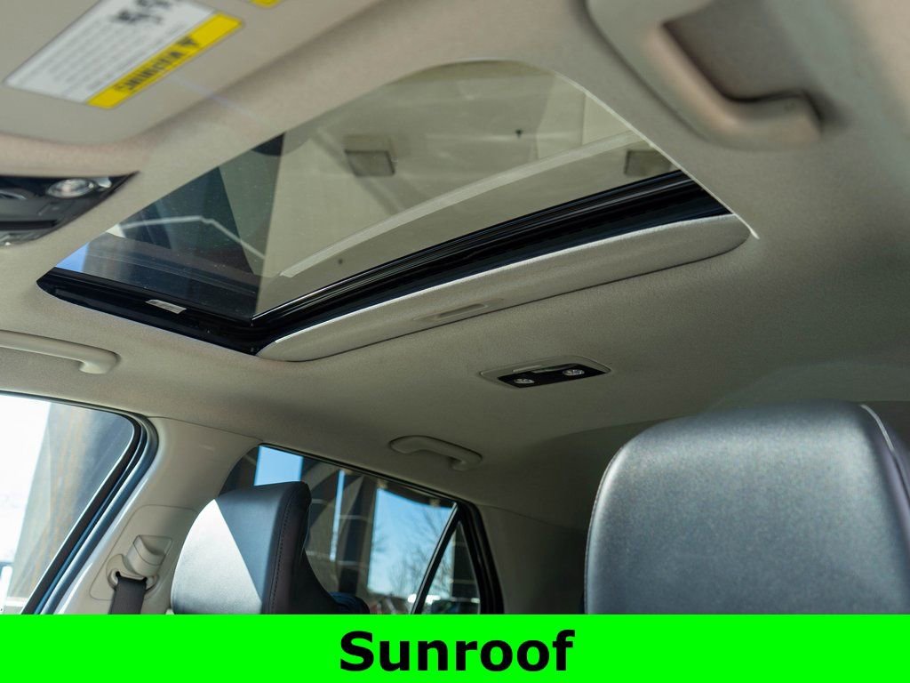 Used 2023 Kia Niro SX Touring FWD image 12