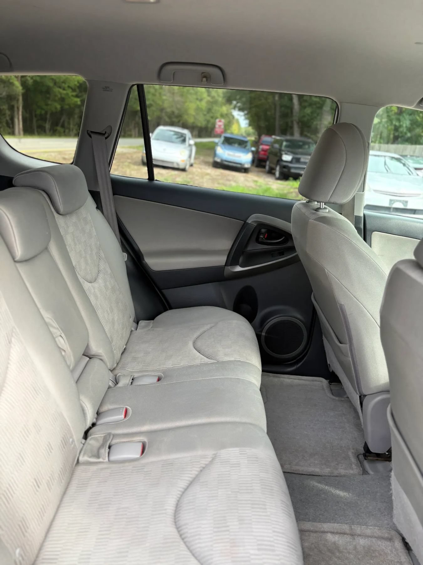 Used 2010 Toyota RAV4 4WD w/ Base L4 Extra Value Pkg image 39