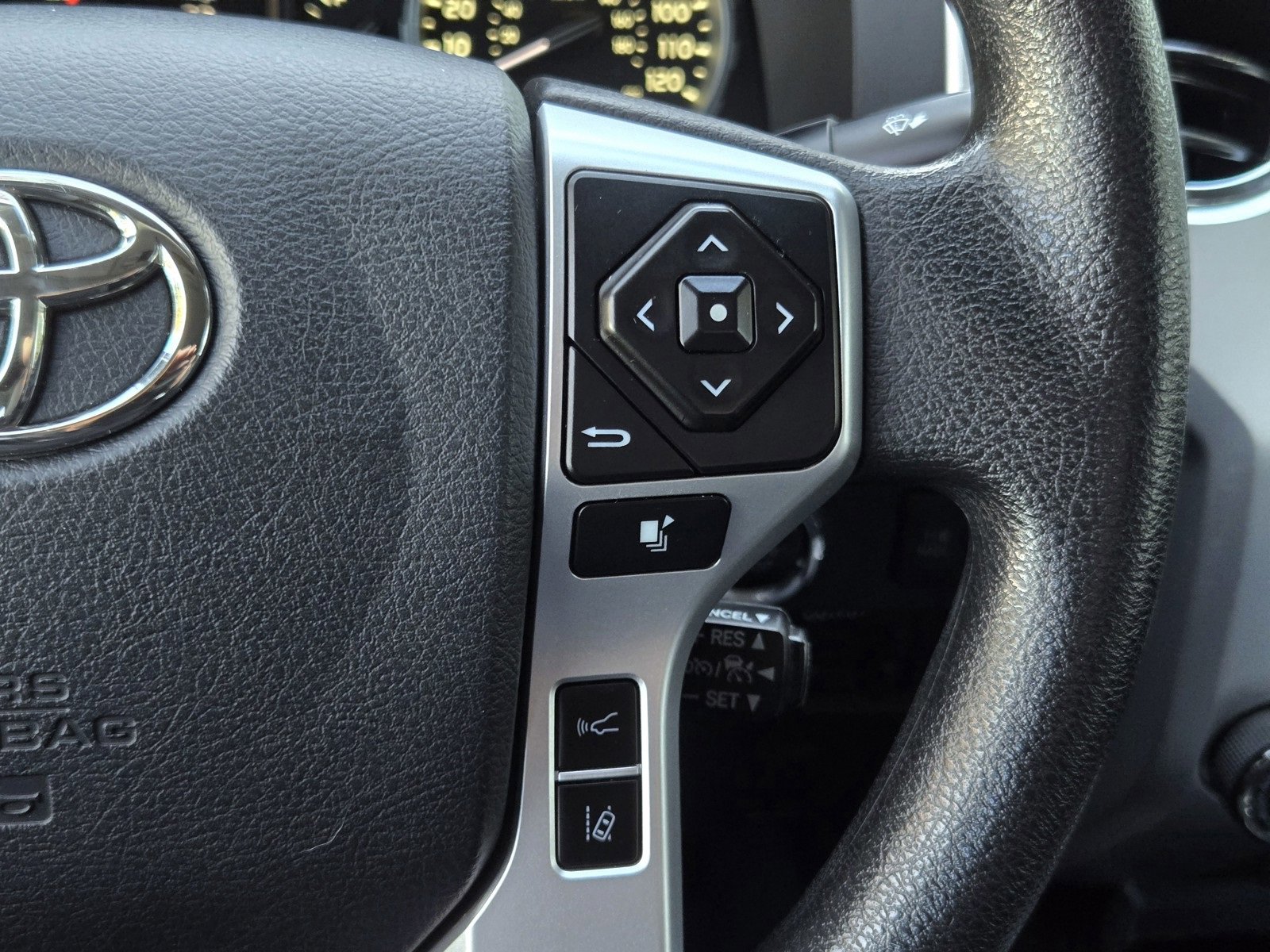 Certified 2020 Toyota Tundra SR5 image 24