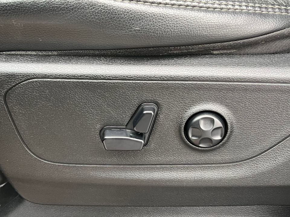 Used 2020 RAM 1500 Sport w/ Leather & Sound Group image 11