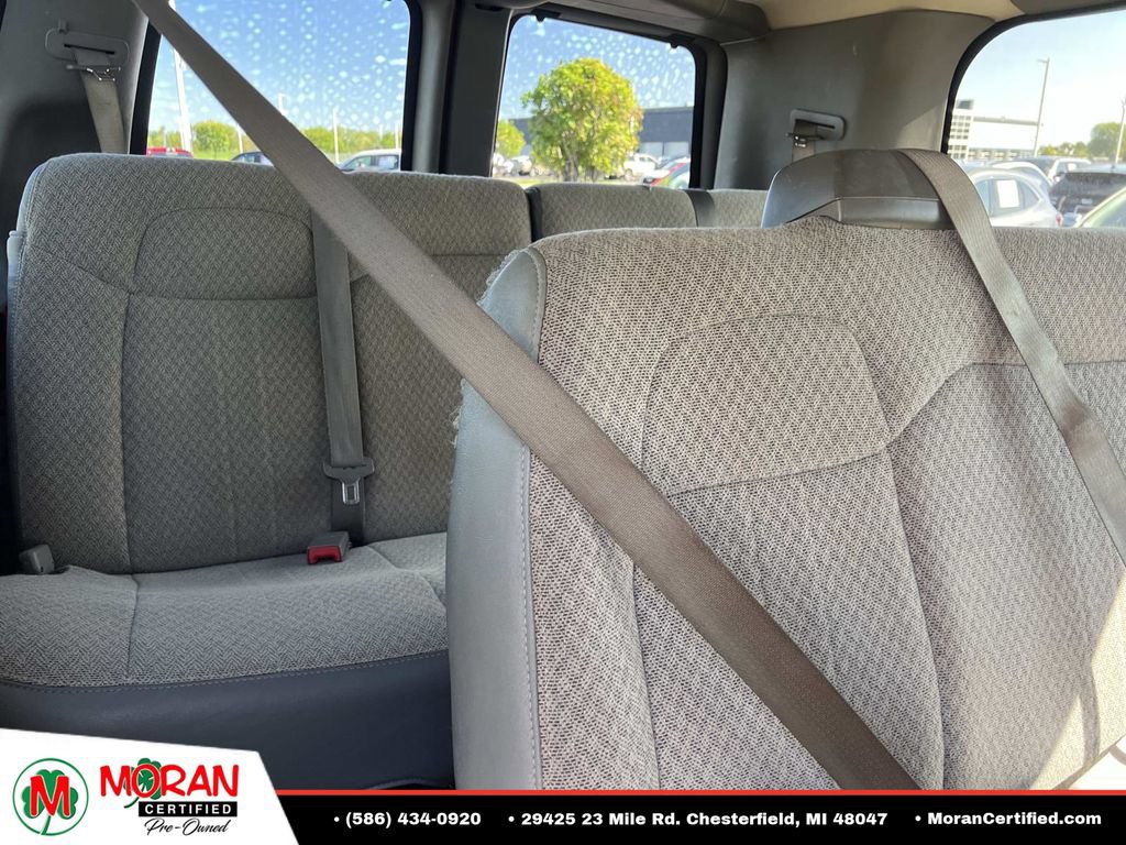 Used 2019 Chevrolet Express 2500 LS w/ Driver Convenience Package RWD image 12