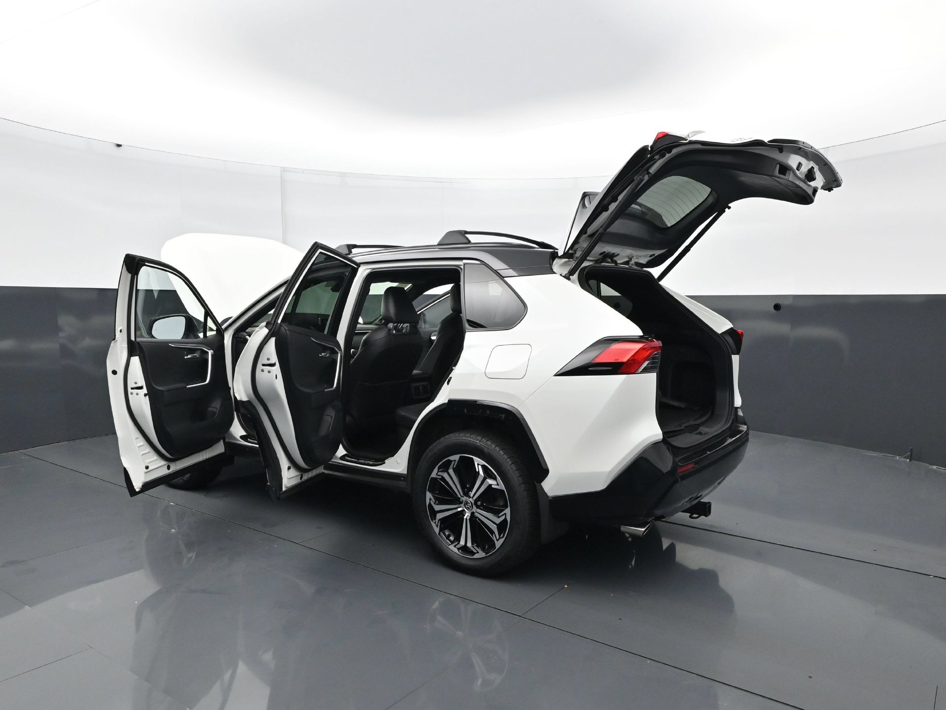 Used 2021 Toyota RAV4 XSE w/ Weather Package AWD/4WD image 49