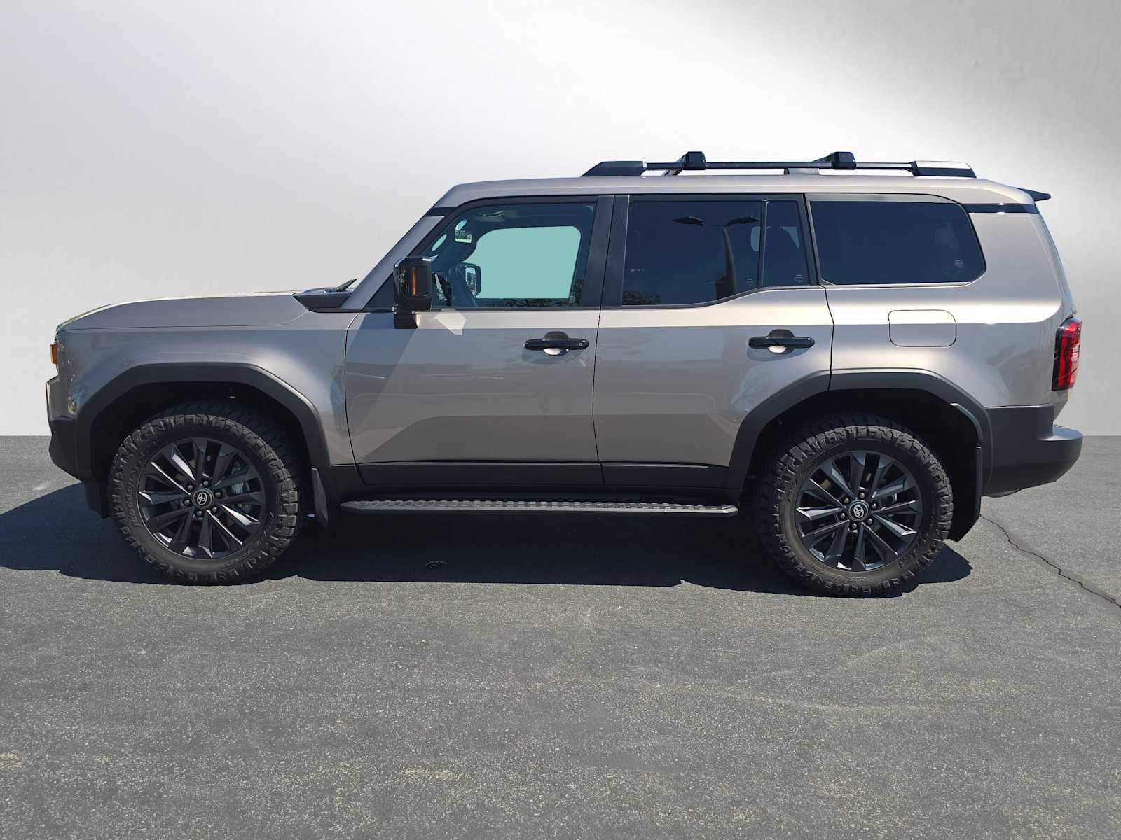 Used 2025 Toyota Land Cruiser w/ Premium Package image 6