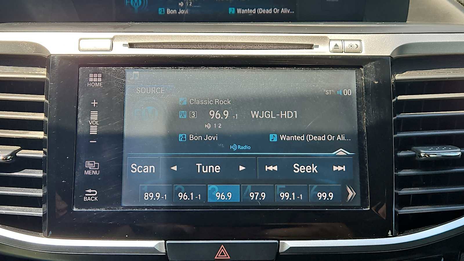 Used 2016 Honda Accord EX image 12