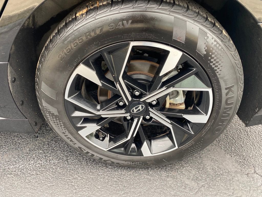 Used 2025 Hyundai Sonata SEL FWD image 23