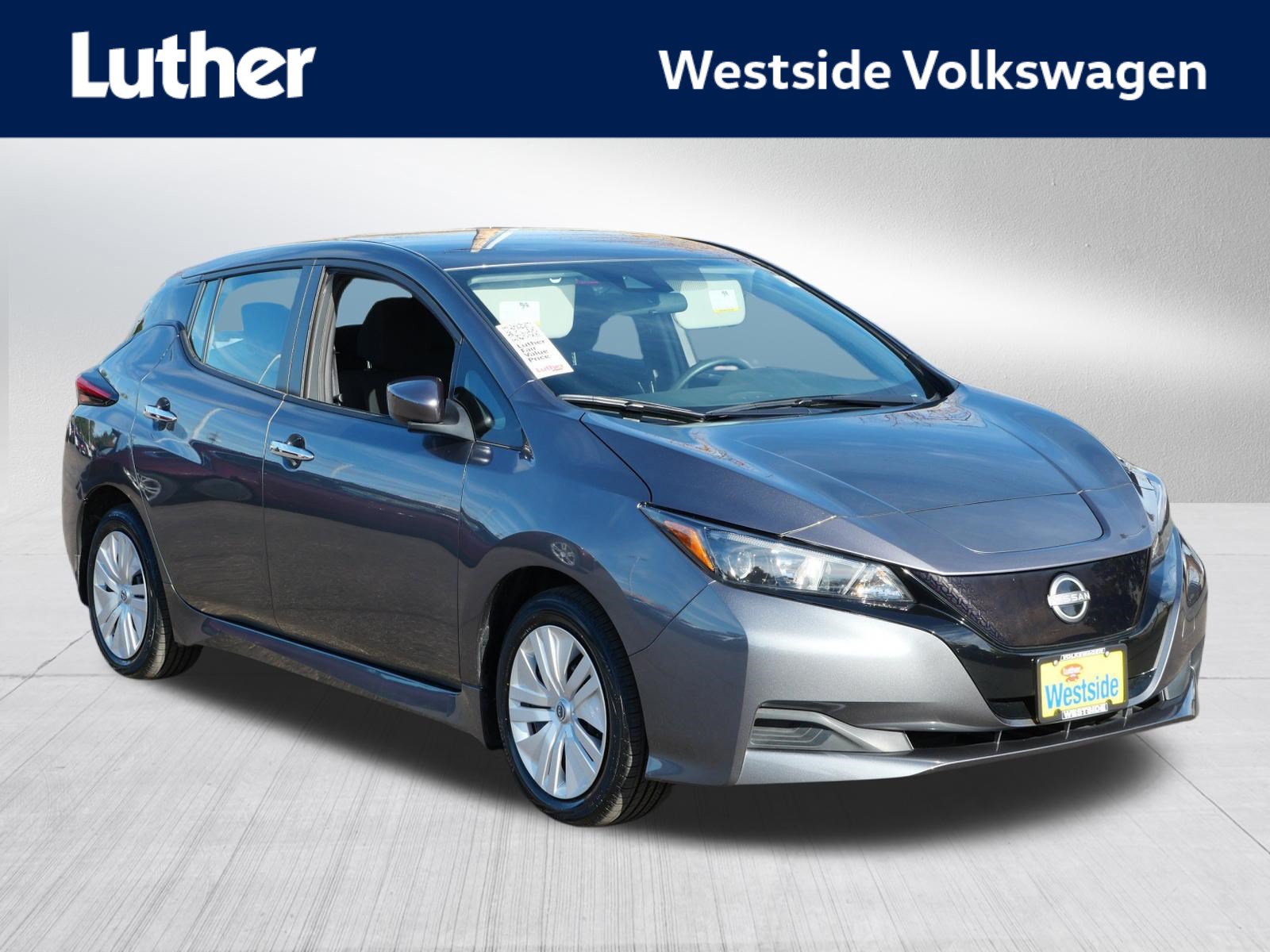 Used 2025 Nissan Leaf S FWD image 1