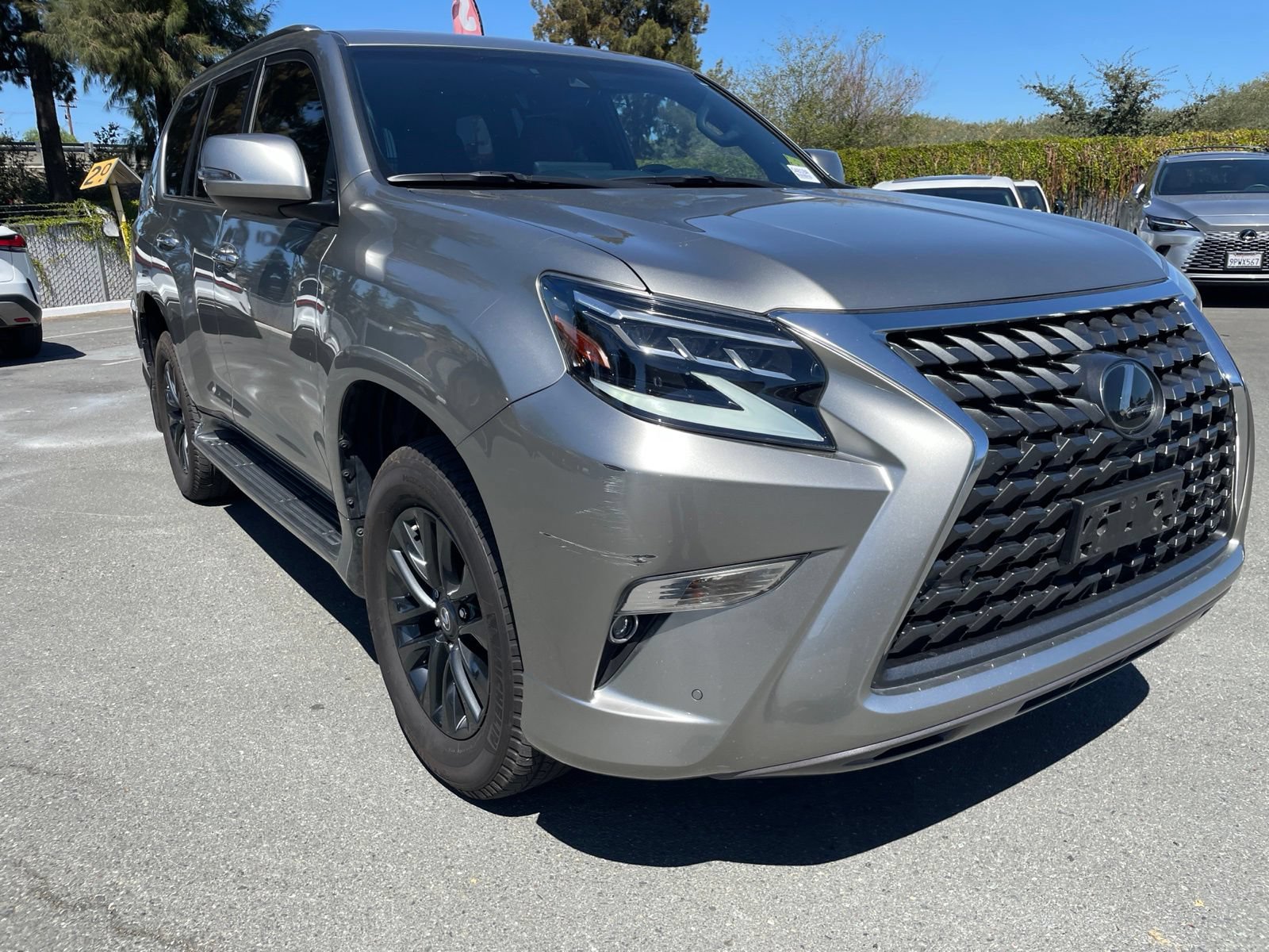 Used 2023 Lexus GX 460 Premium w/ Premium Package AWD/4WD image 4