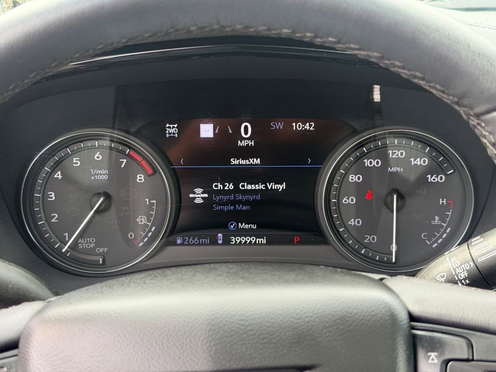 Used 2023 Cadillac XT6 Premium Luxury w/ Technology Package AWD/4WD image 15