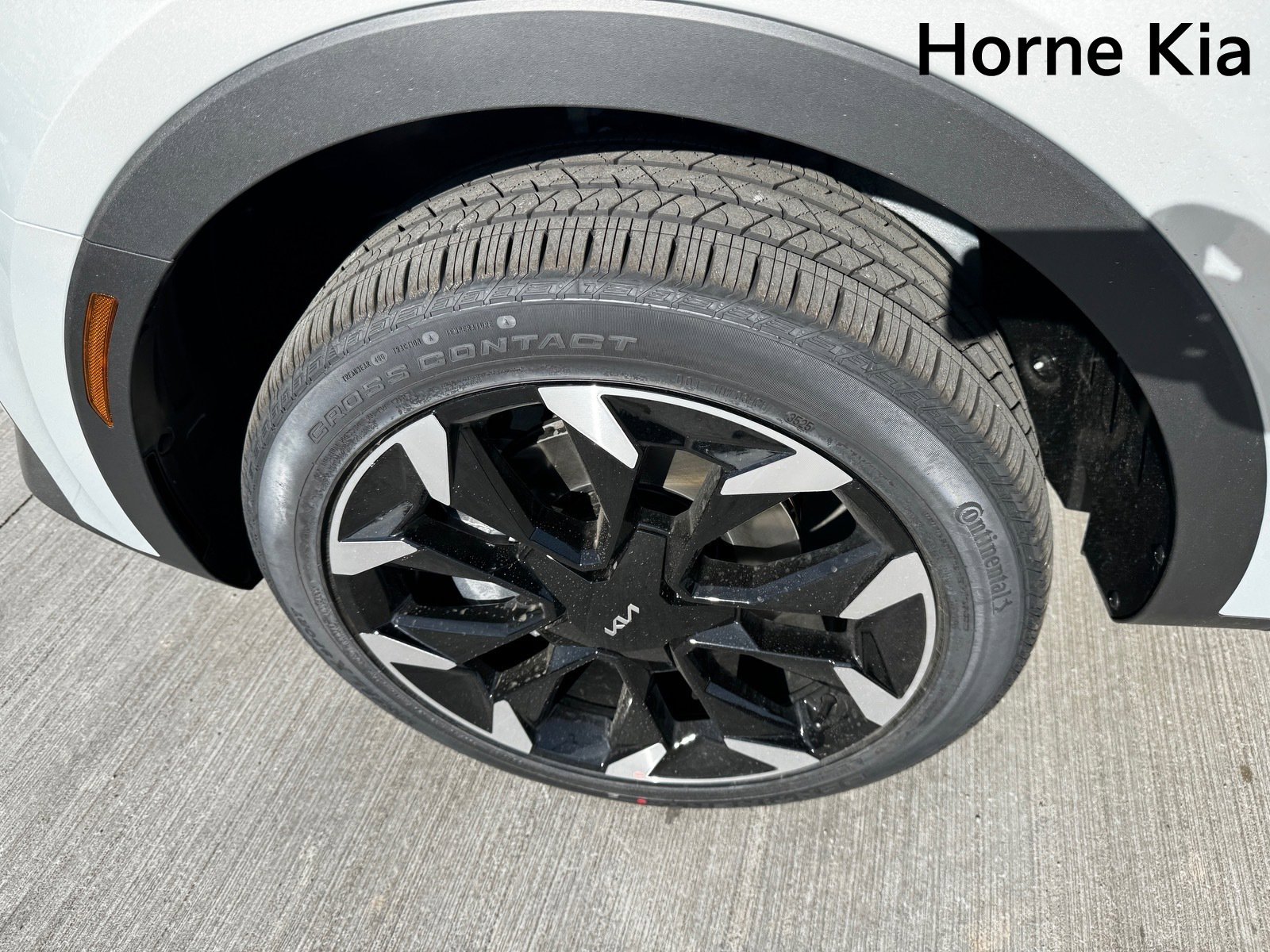 New 2026 Kia Sorento EX image 8