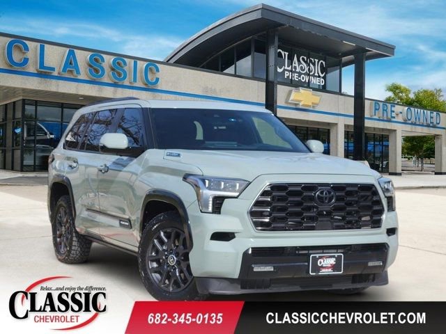 Used 2024 Toyota Sequoia Platinum image 1
