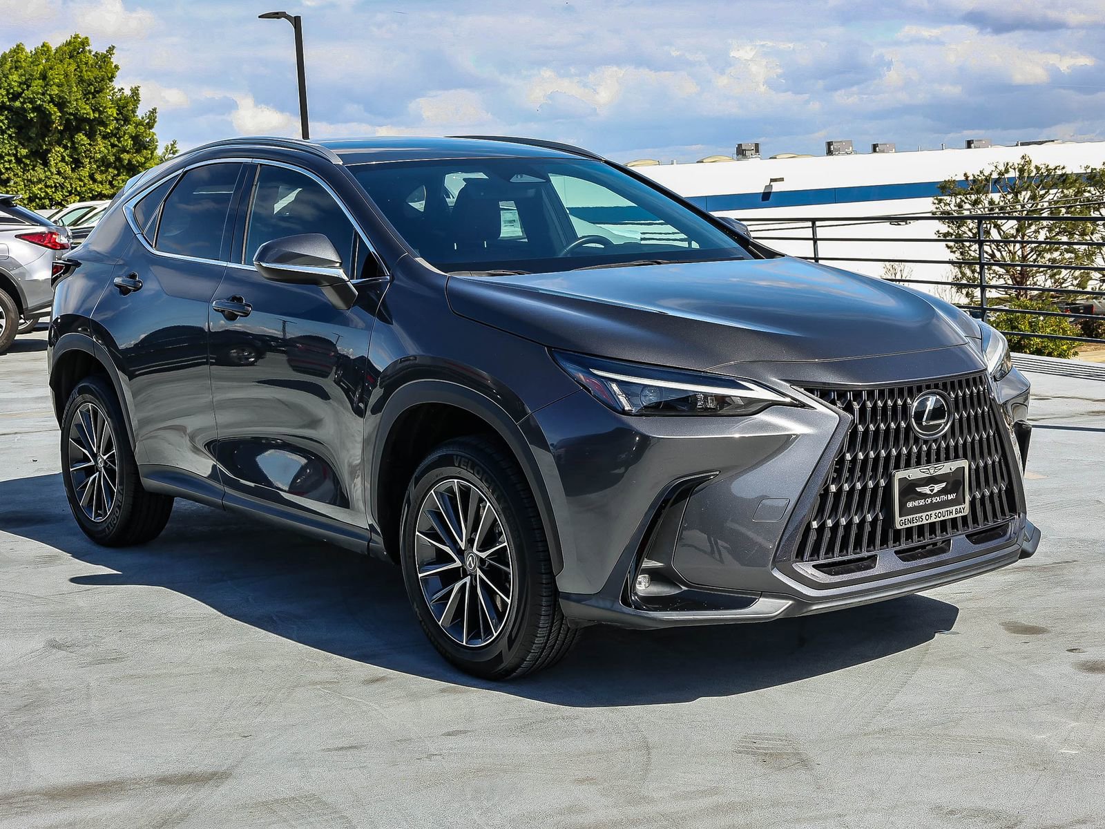 Used 2022 Lexus NX 250 FWD image 3