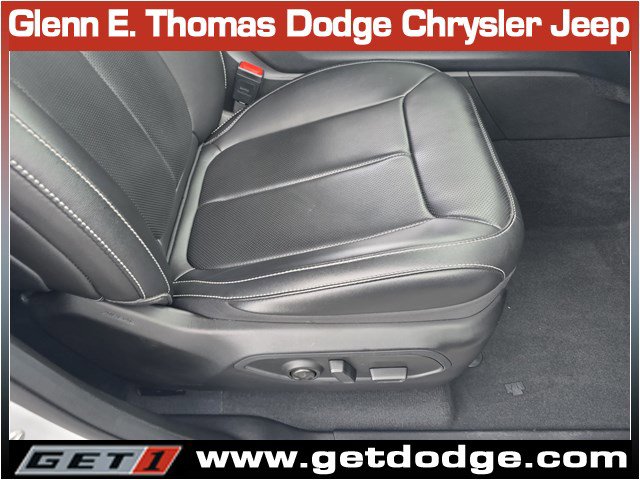 Certified 2023 Jeep Grand Cherokee Limited w/ Luxury Tech Group II RWD image 37