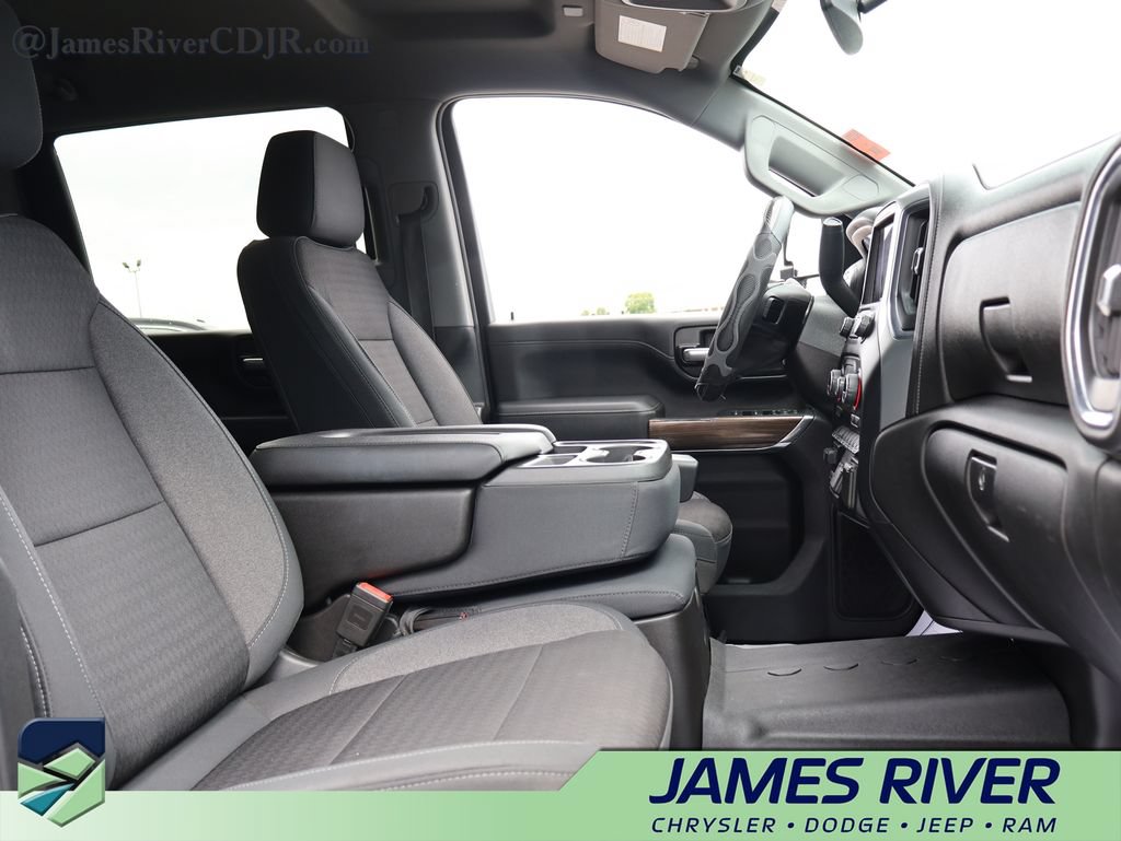Used 2020 Chevrolet Silverado 2500 LT w/ Texas Edition AWD/4WD image 9