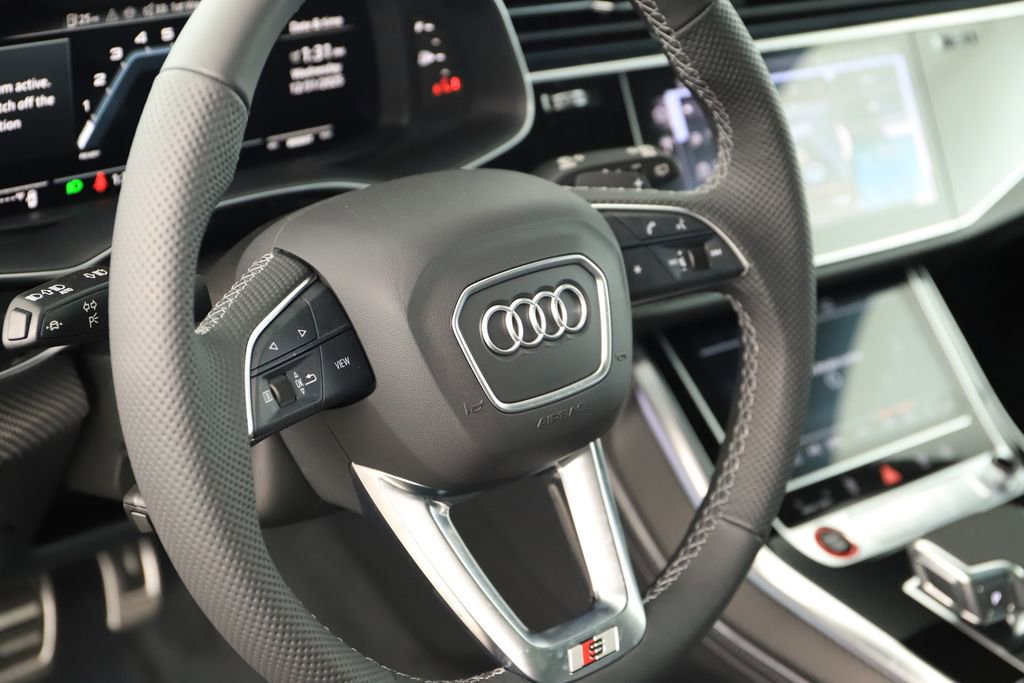 New 2026 Audi SQ8 Premium Plus image 16
