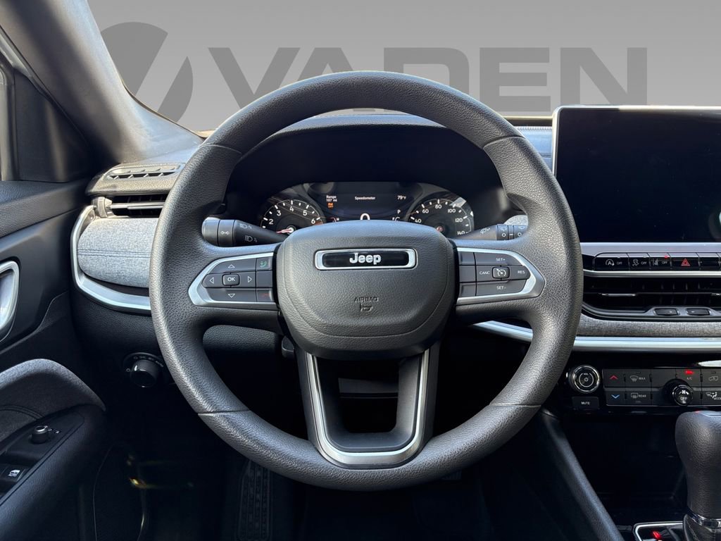 Certified 2023 Jeep Compass Sport image 10