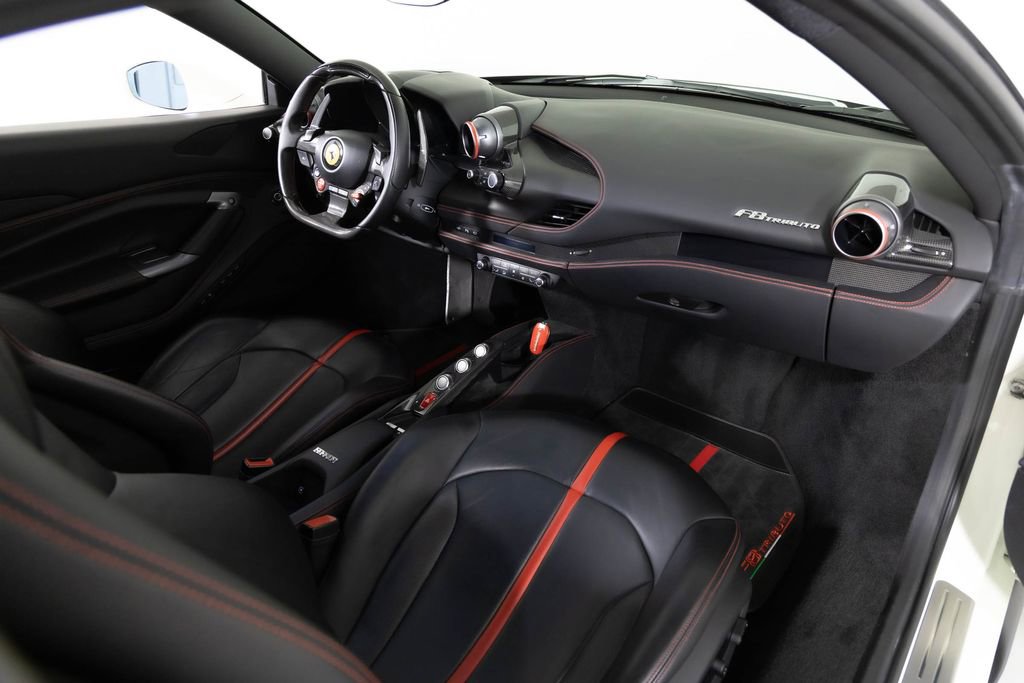 Used 2020 Ferrari F8 Tributo image 34