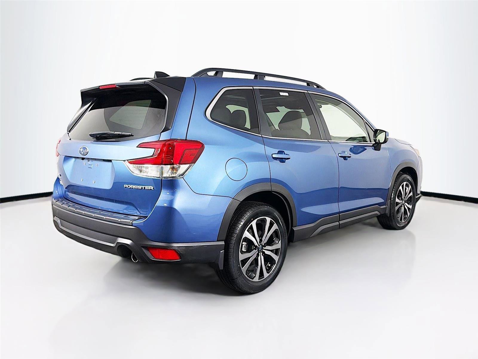 Certified 2024 Subaru Forester Limited w/ Convenience Package AWD/4WD image 7