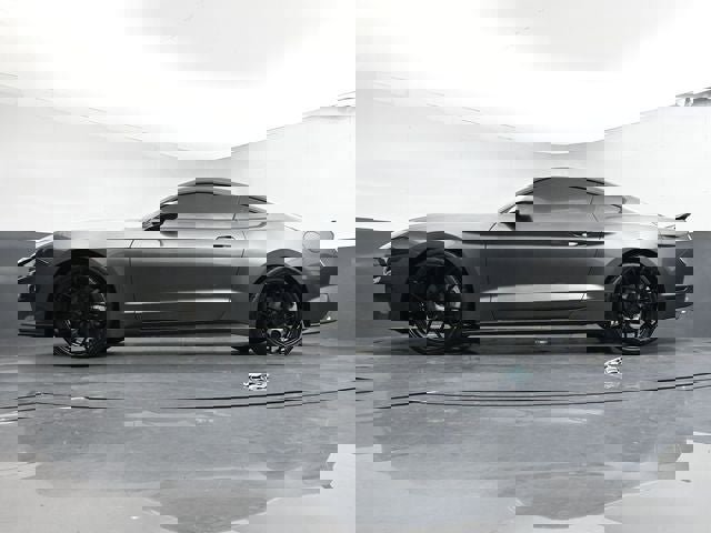 Used 2020 Ford Mustang EcoBoost image 28