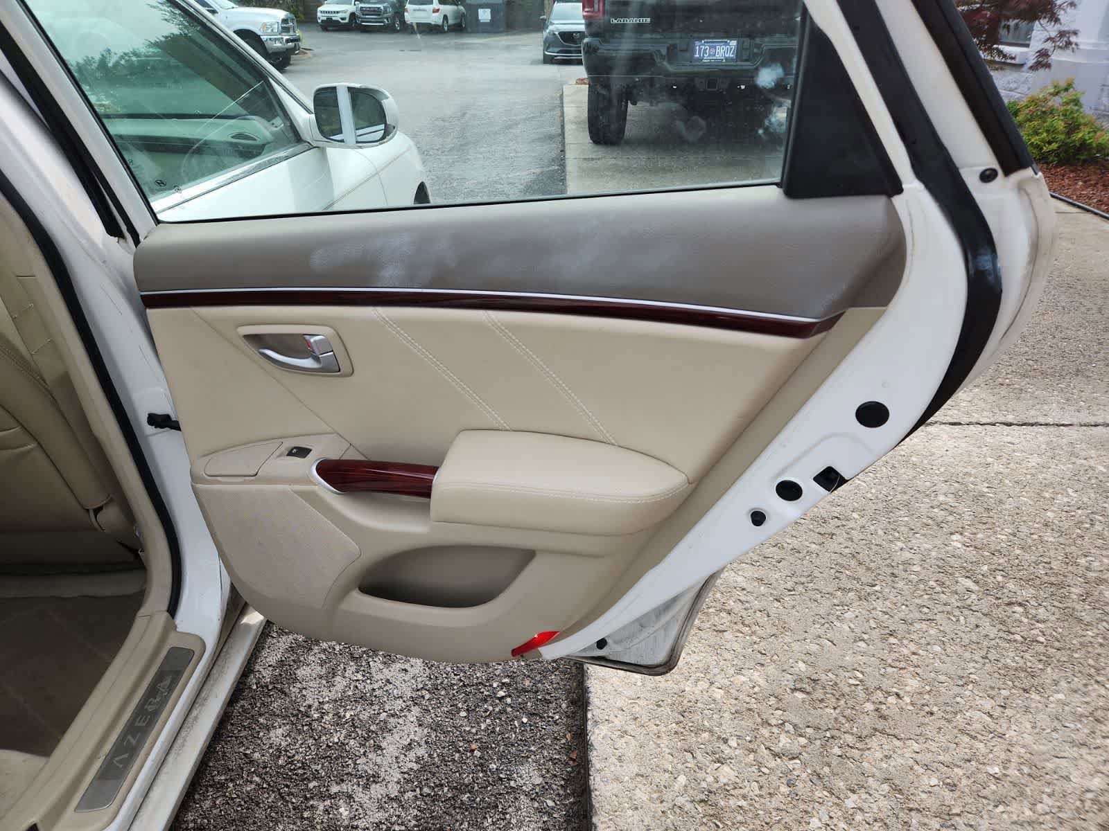 Used 2007 Hyundai Azera FWD image 24