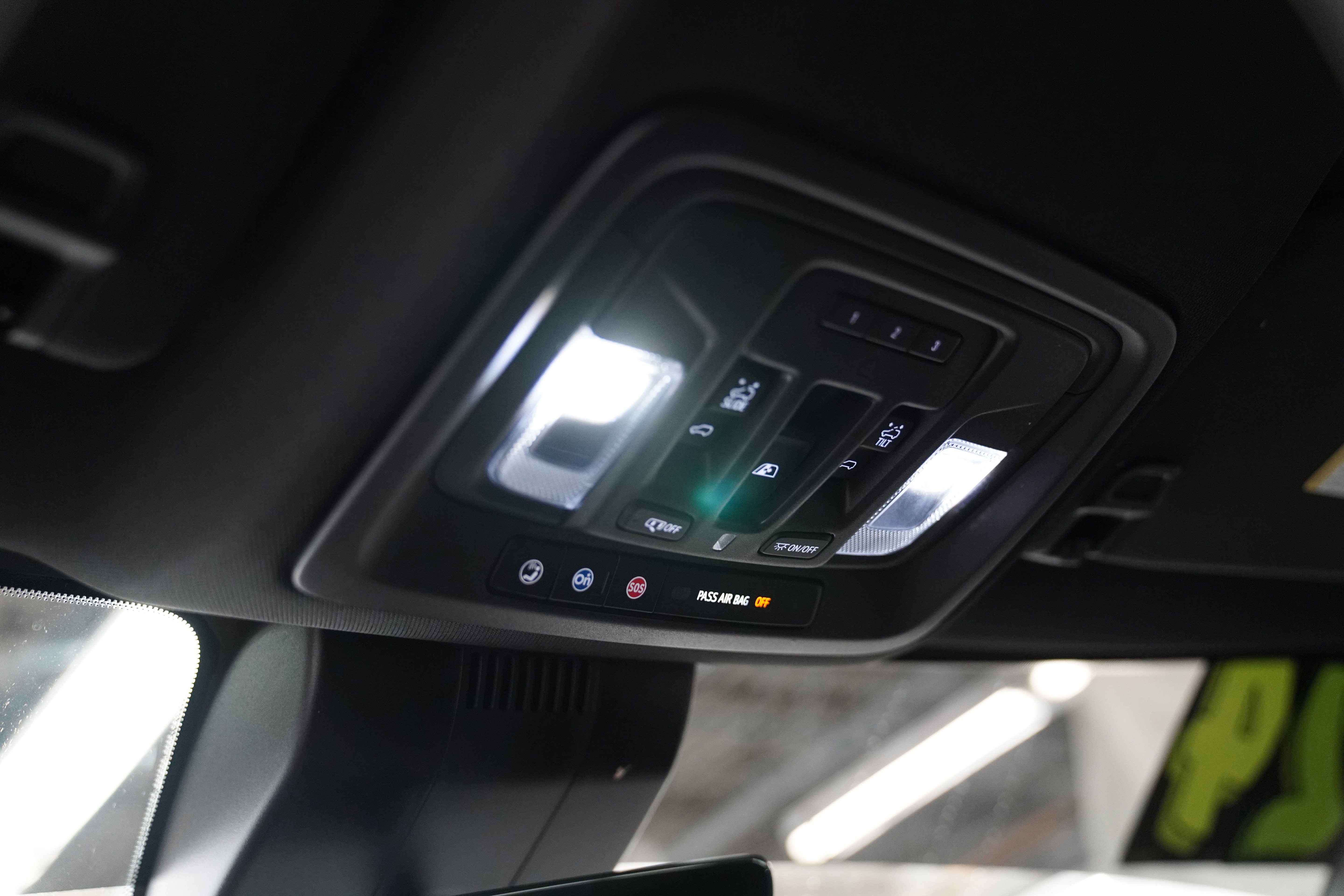 Used 2024 Chevrolet Silverado 3500 High Country w/ High Country Premium Package image 22