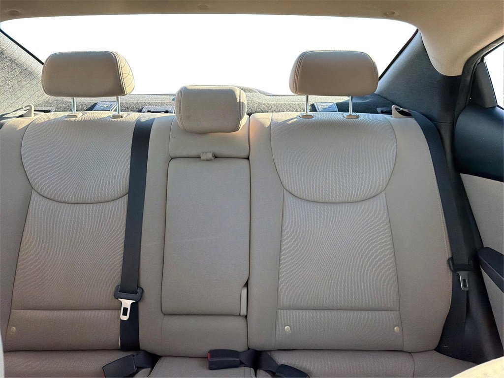 Used 2014 Hyundai Elantra SE w/ Option Group 02 image 16