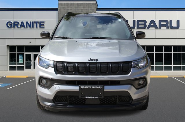 Used 2022 Jeep Compass Latitude w/ Convenience Group AWD/4WD image 5