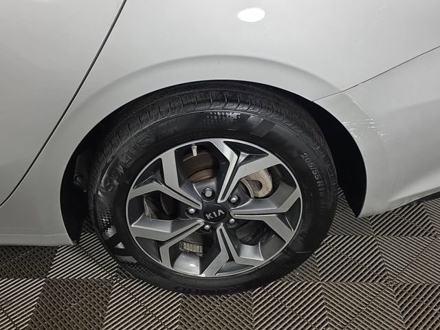 Used 2021 Kia Forte LXS image 16
