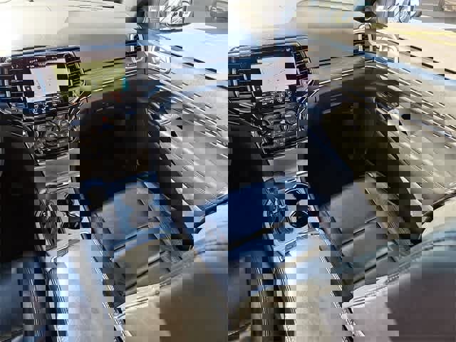 Used 2019 Jeep Grand Cherokee Limited image 12