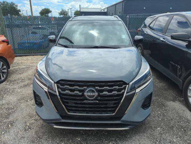 Certified 2024 Nissan Kicks SR FWD image 3