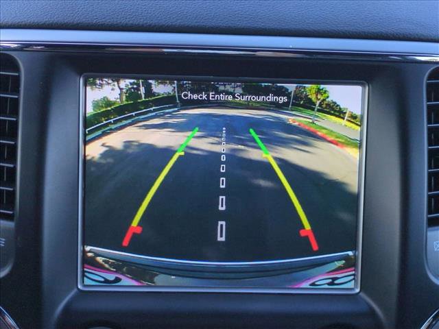 Used 2018 Jeep Grand Cherokee Limited w/ Luxury Group II image 14