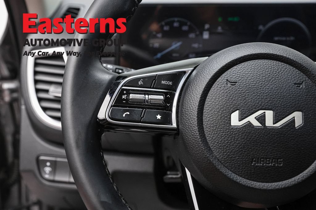 Used 2024 Kia Seltos EX AWD/4WD image 17