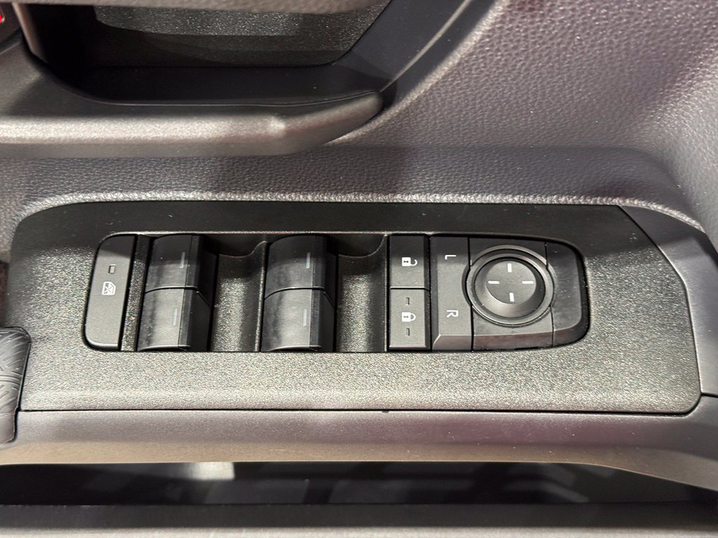 Certified 2025 Toyota 4Runner SR5 AWD/4WD image 16