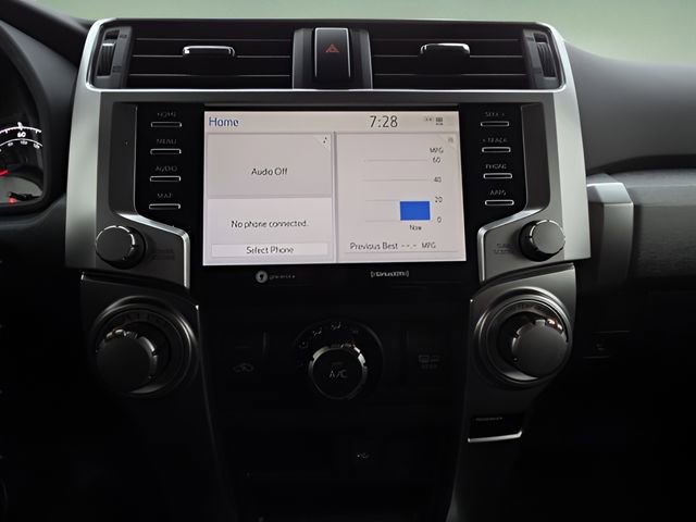 Used 2020 Toyota 4Runner SR5 image 31