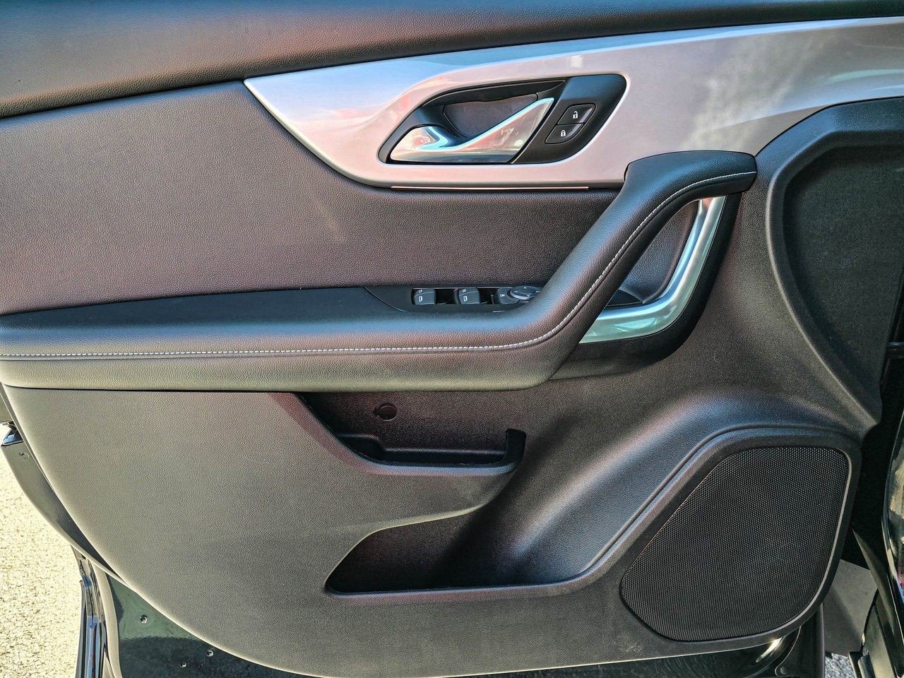 Certified 2025 Chevrolet Blazer LT image 12