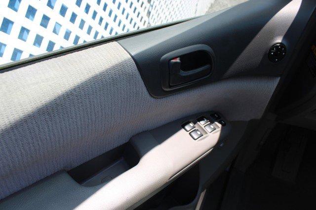 Used 2007 Kia Sedona LX image 20